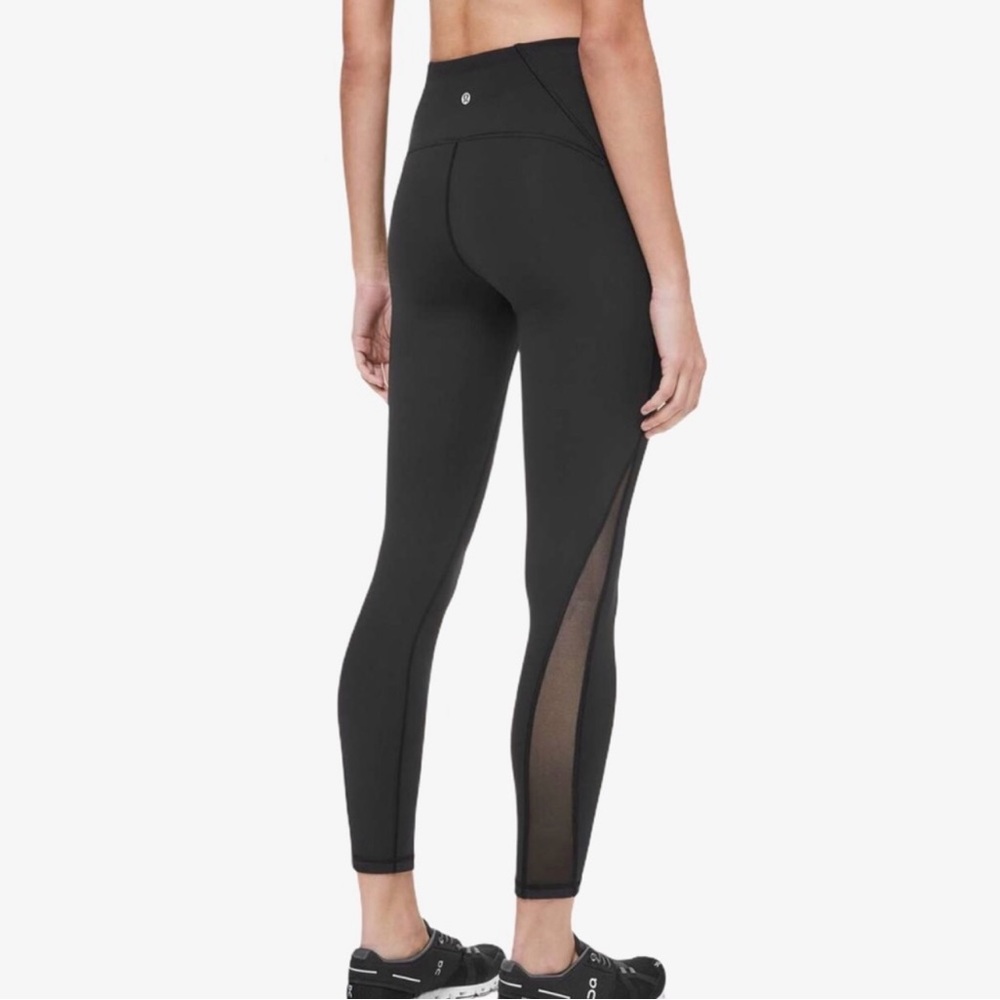 Lululemon Black Trains Time 7/8 Pants size 10